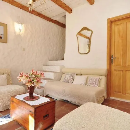 Stone House * ברלה